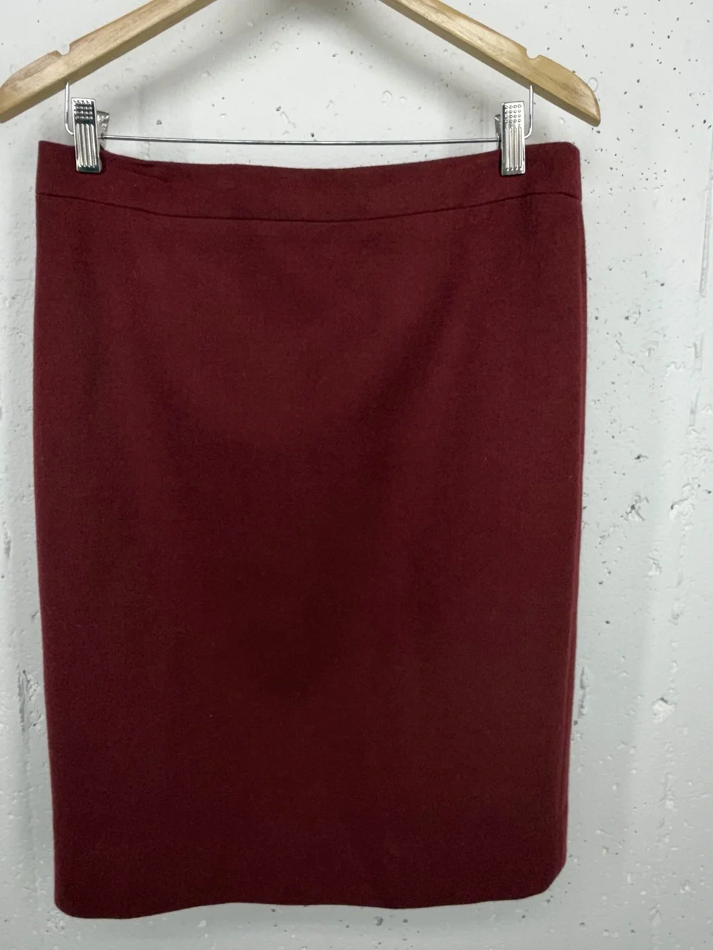 J. Crew Women’s size 10 No 2 Burgundy Wool Pencil Skirt